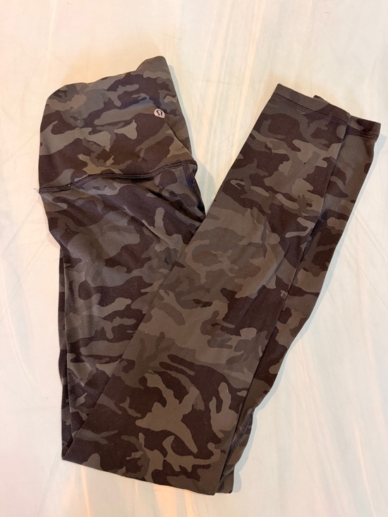 lululemon athletica Pants - lululemon athletica Dark Green Camo Leggings - great shape! Size 6
